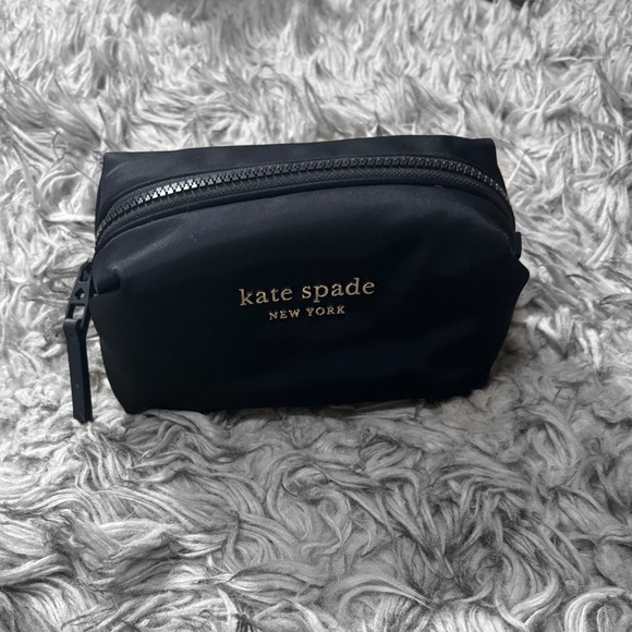 NWT Kate Spade Everything Puffy Nylon Cosmetic Bag - Picture 3 of 3